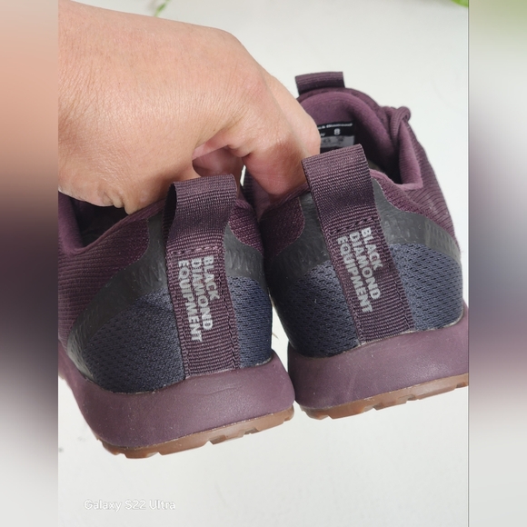 Black Diamond Plum Footwear - Picture 3 of 5